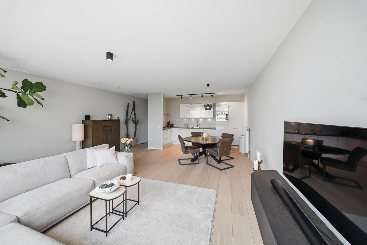 Dr. Ahaushof 36 Photo Blur 2