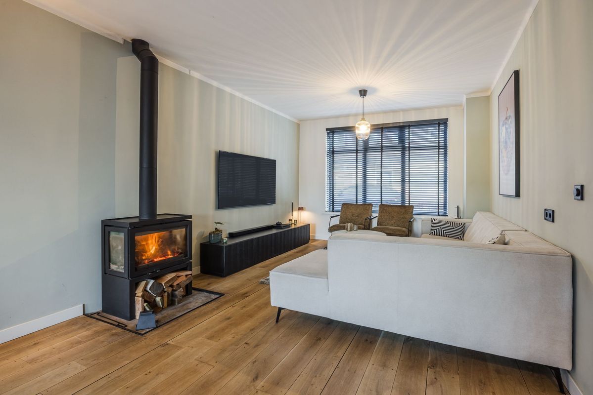 Oranjestraat 32 Photo Blur 7