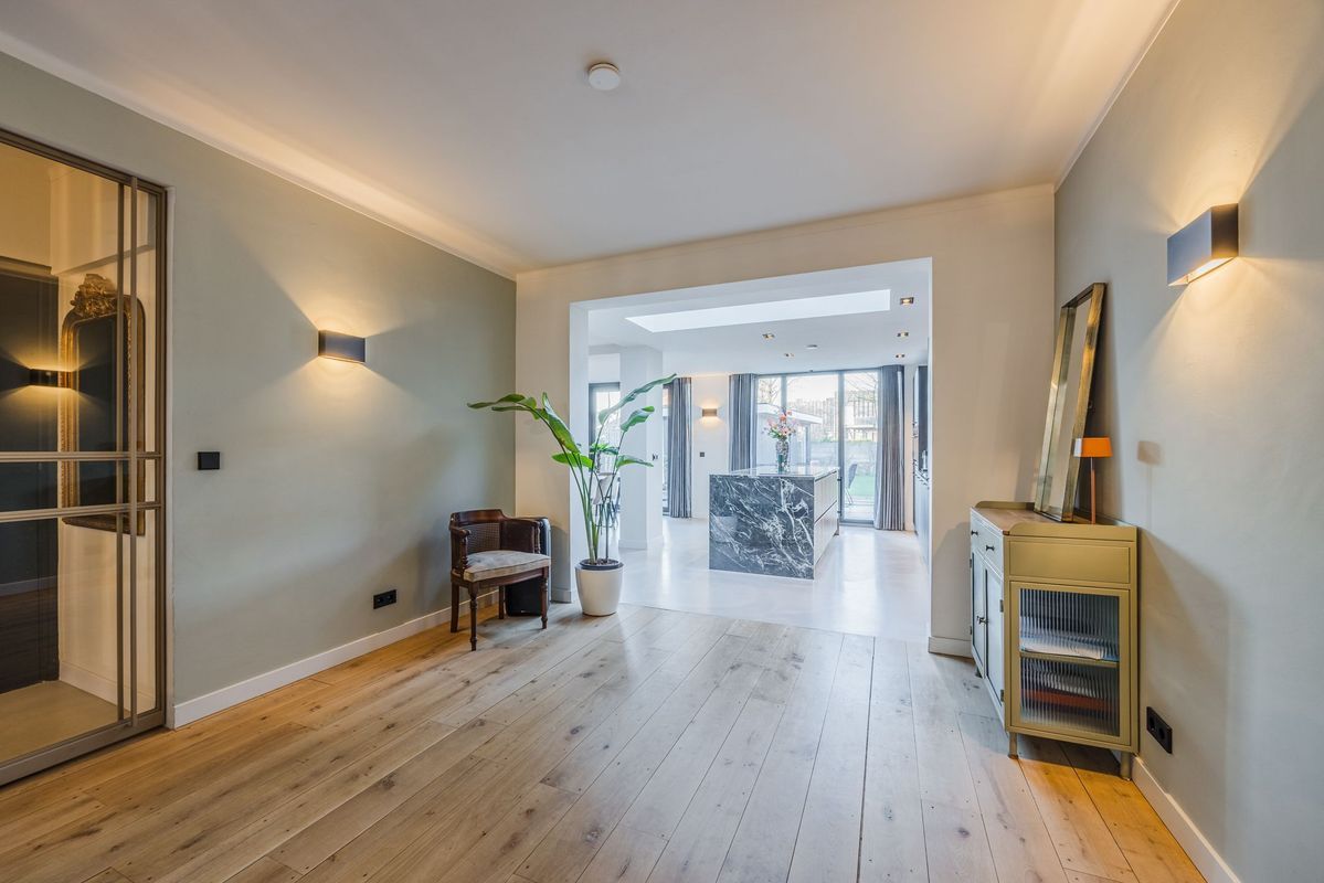 Oranjestraat 32 Photo Blur 13