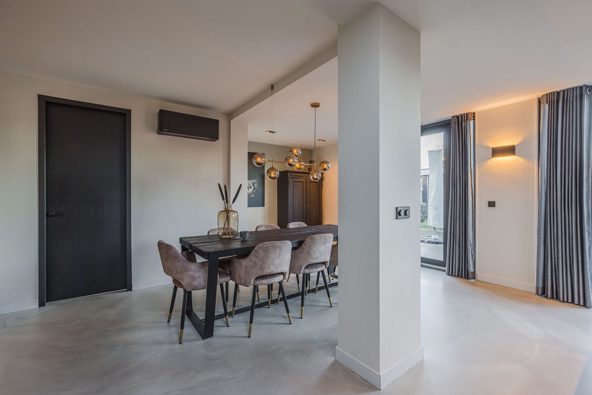 Oranjestraat 32 Photo Blur 19