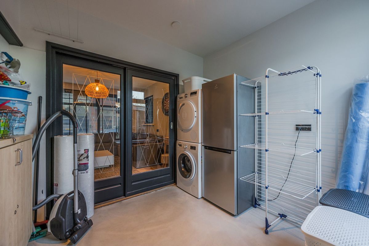 Oranjestraat 32 Photo Blur 34