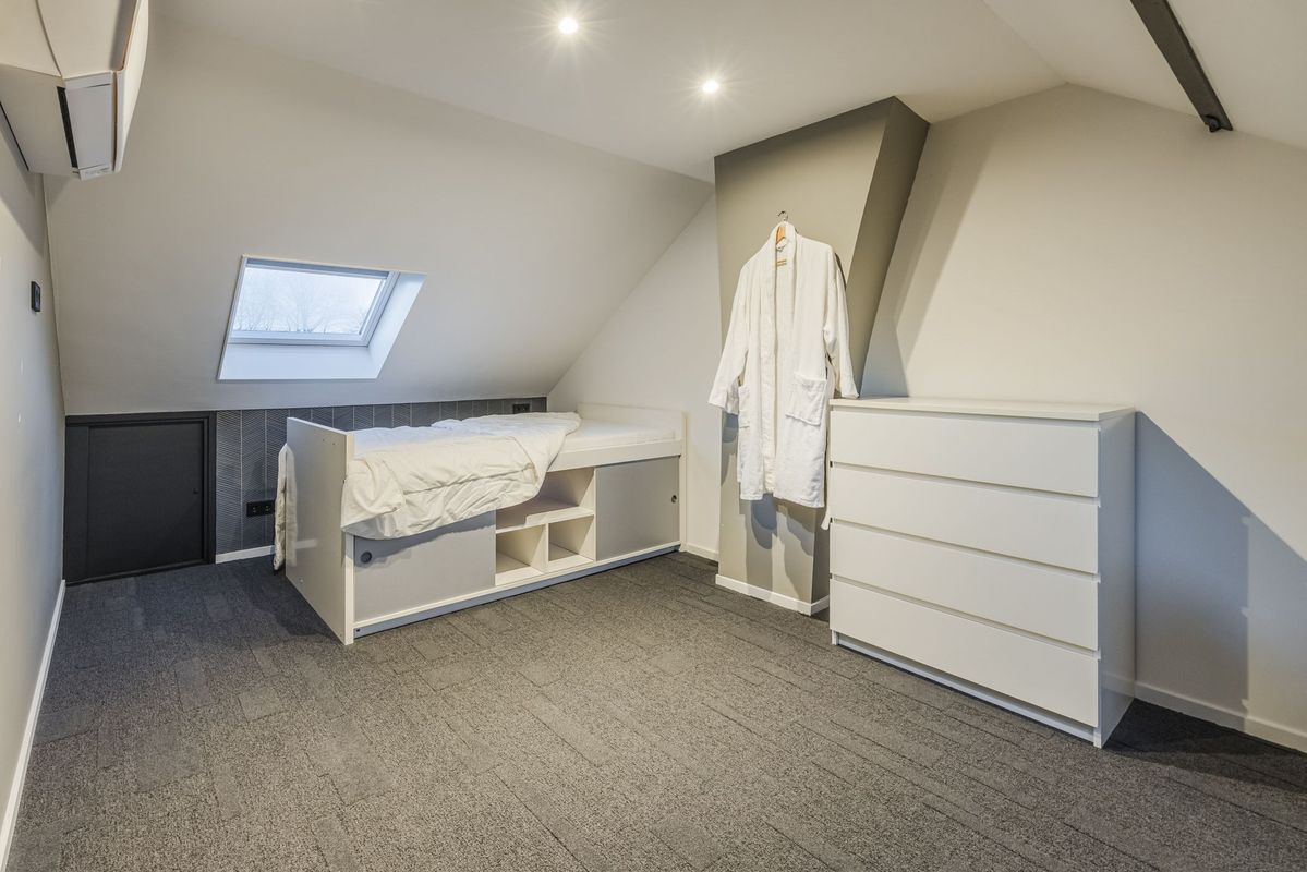 Oranjestraat 32 Photo Blur 75