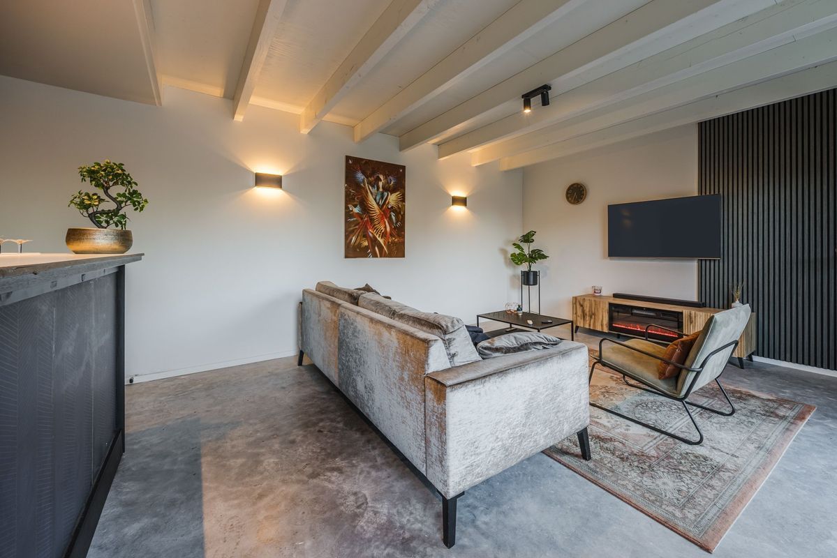 Oranjestraat 32 Photo Blur 56