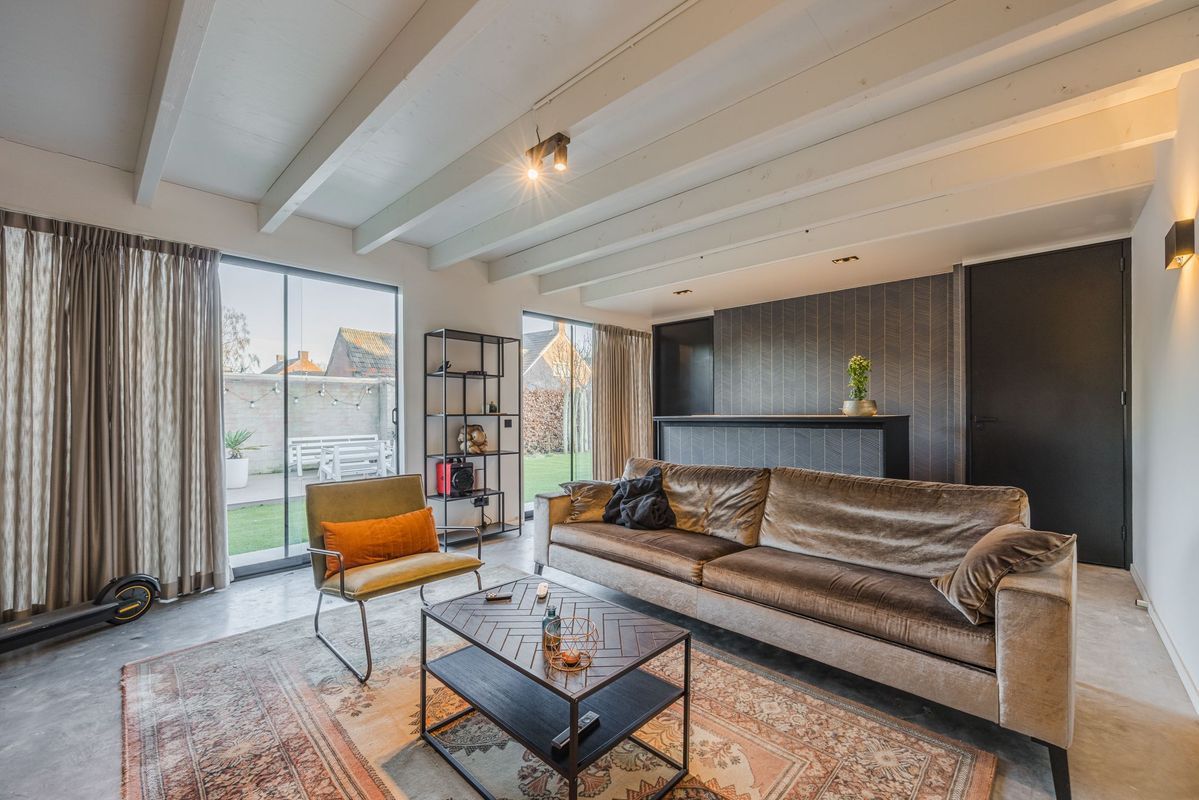 Oranjestraat 32 Photo Blur 53