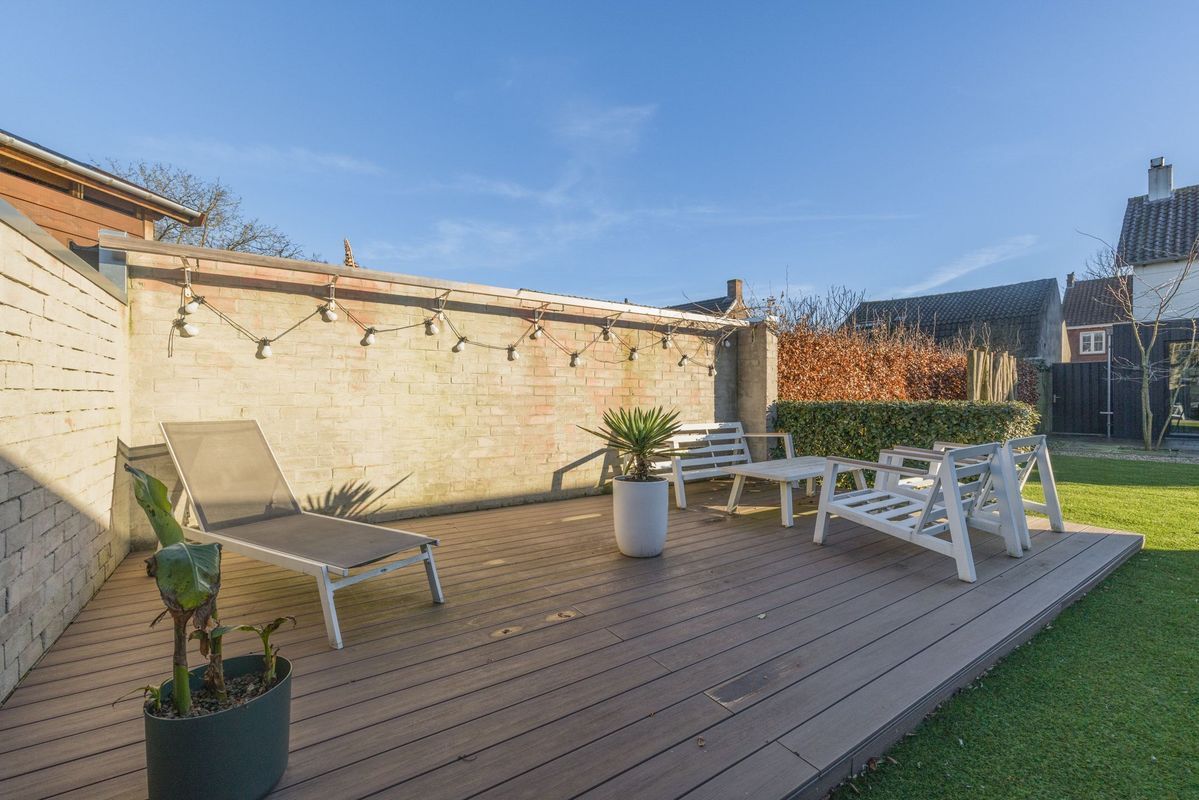 Oranjestraat 32 Photo Blur 36