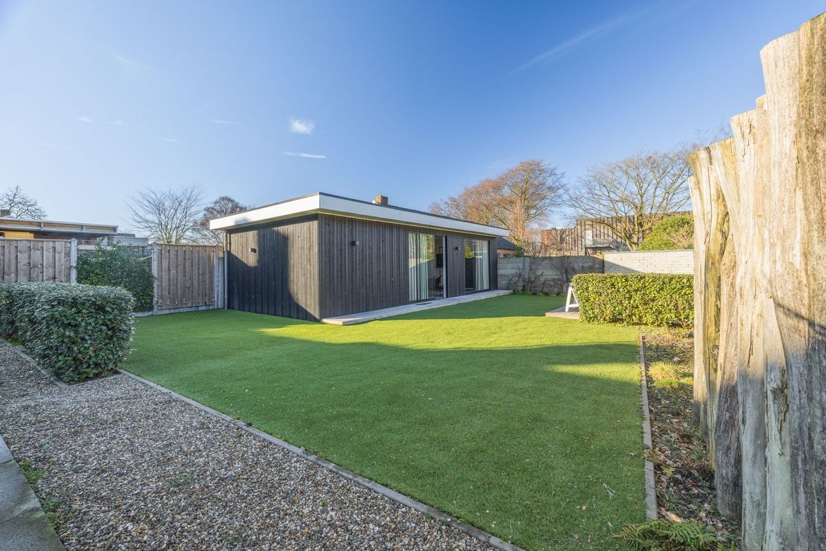 Oranjestraat 32 Photo Blur 38