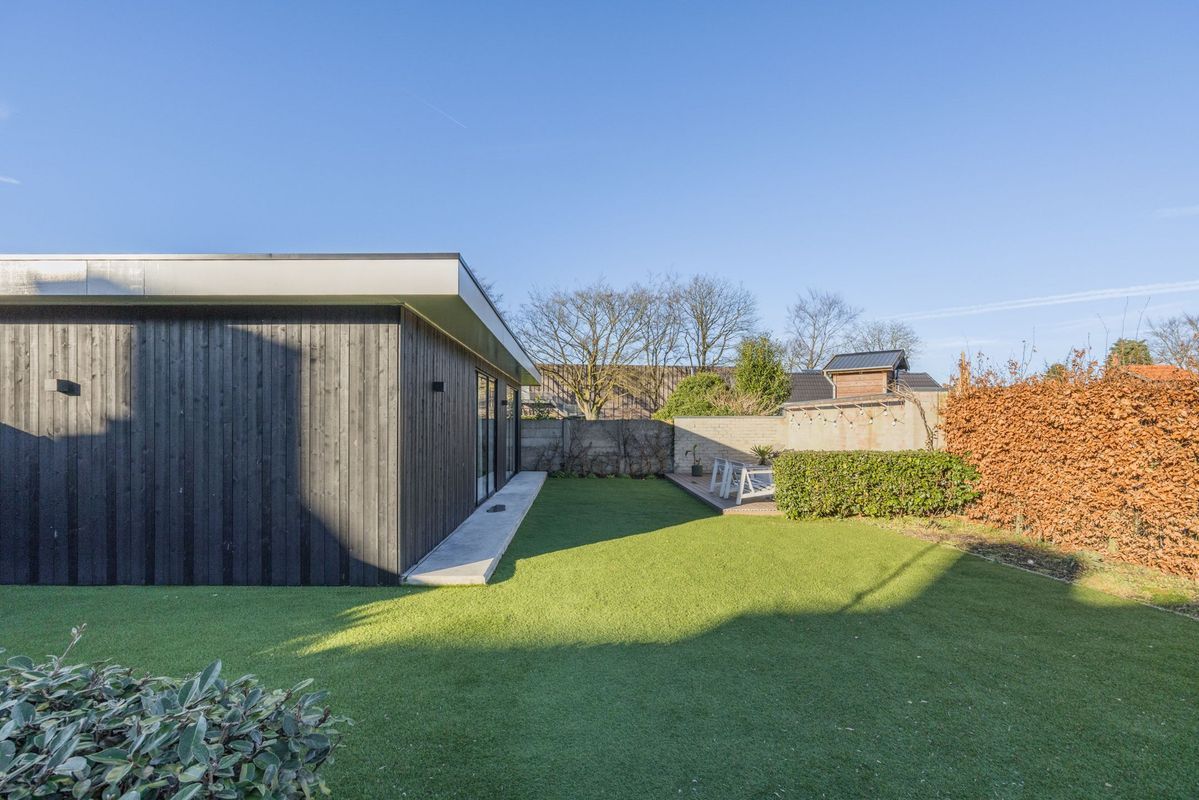 Oranjestraat 32 Photo Blur 48