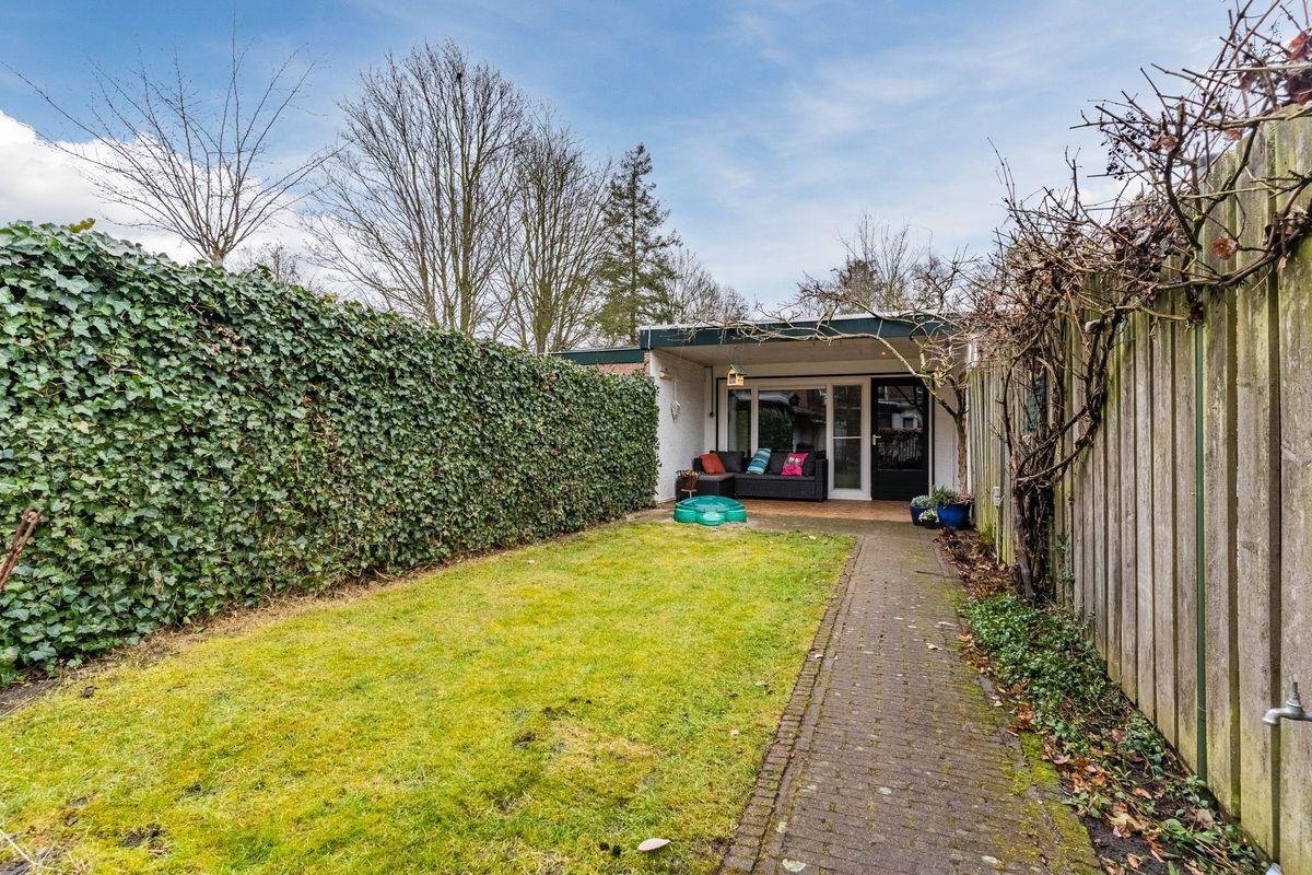 Parallelweg 15 Photo Blur 54