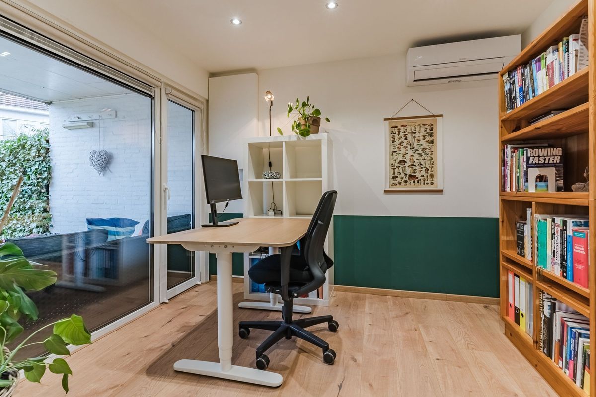 Parallelweg 15 Photo Blur 57