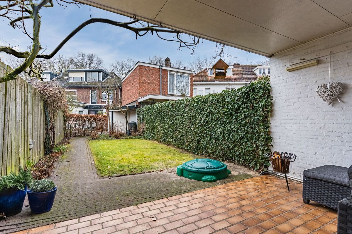 Parallelweg 15 Photo Blur 2