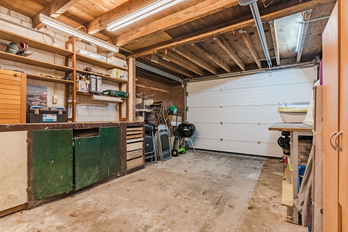 Parallelweg 15 Photo Blur 60