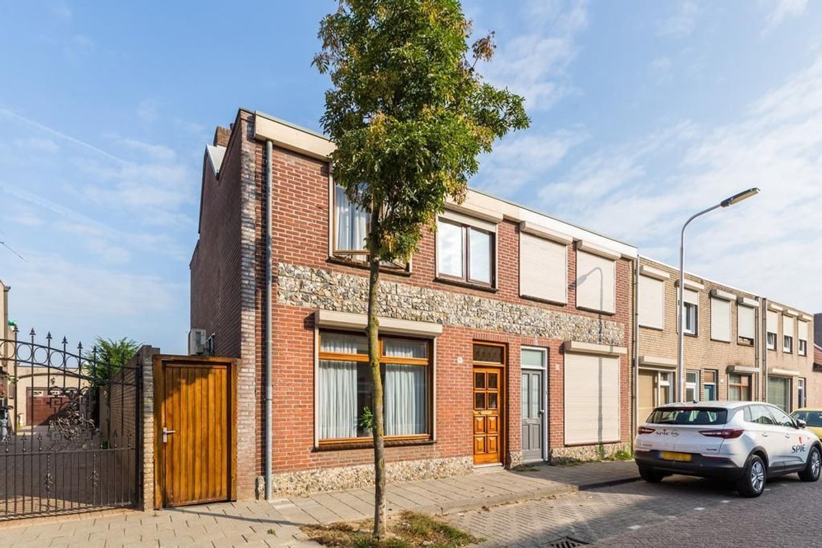 Van Hogendorpstraat 25 Photo Blur 0