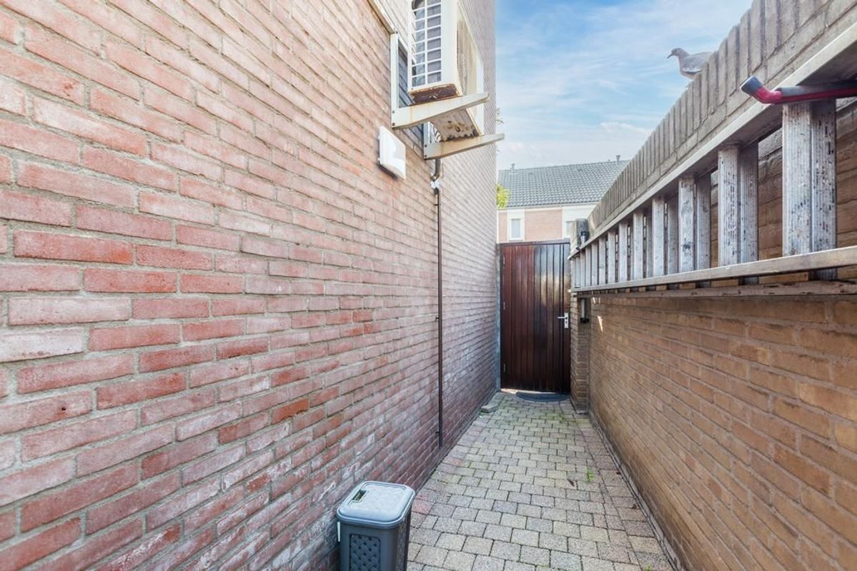 Van Hogendorpstraat 25 Photo Blur 22