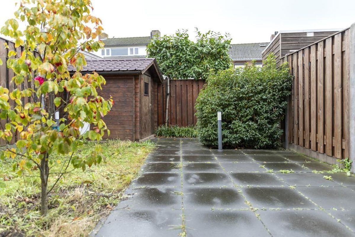 Volmolenplein 6 - A Photo Blur 25