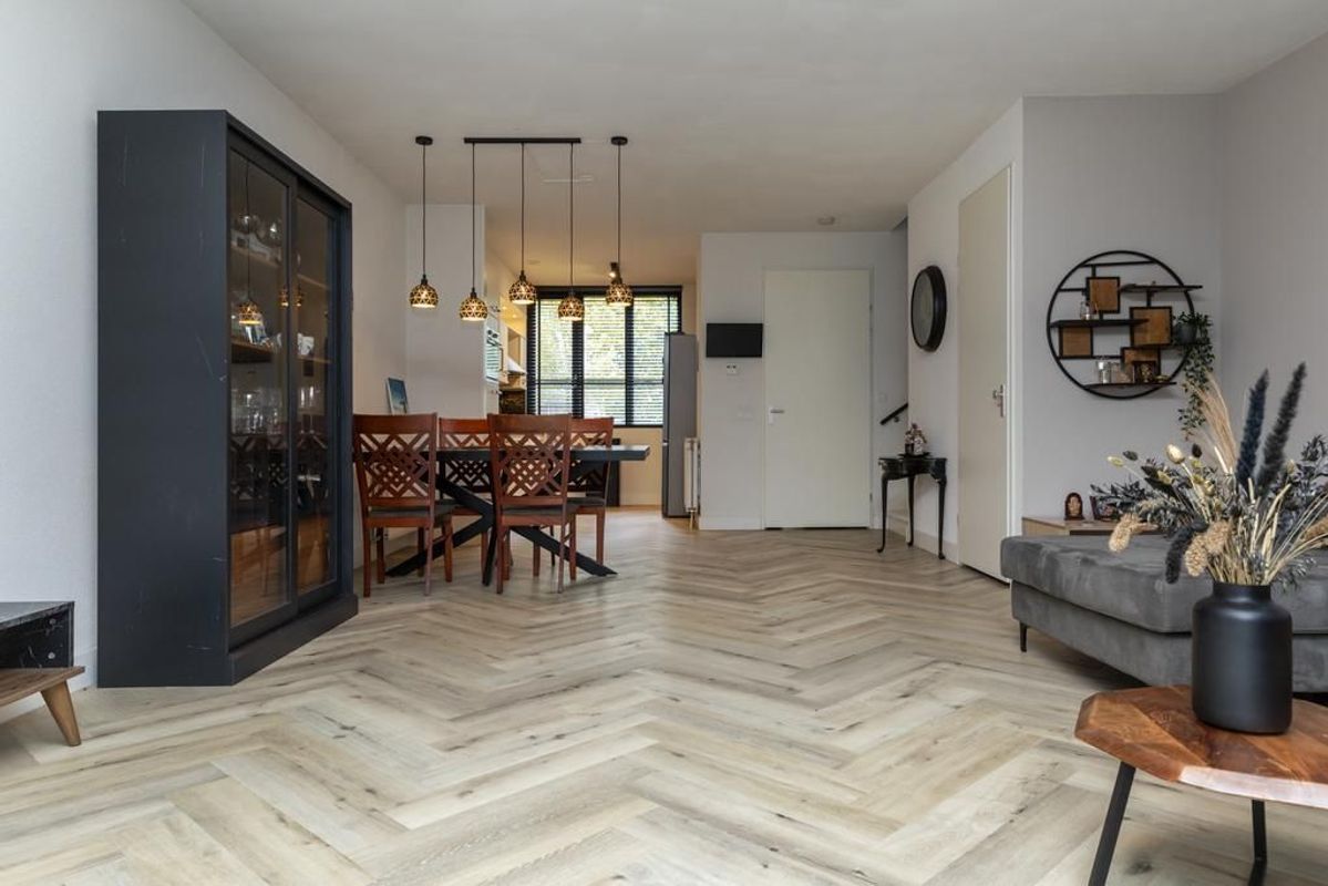 Volmolenplein 6 - A Photo Blur 2