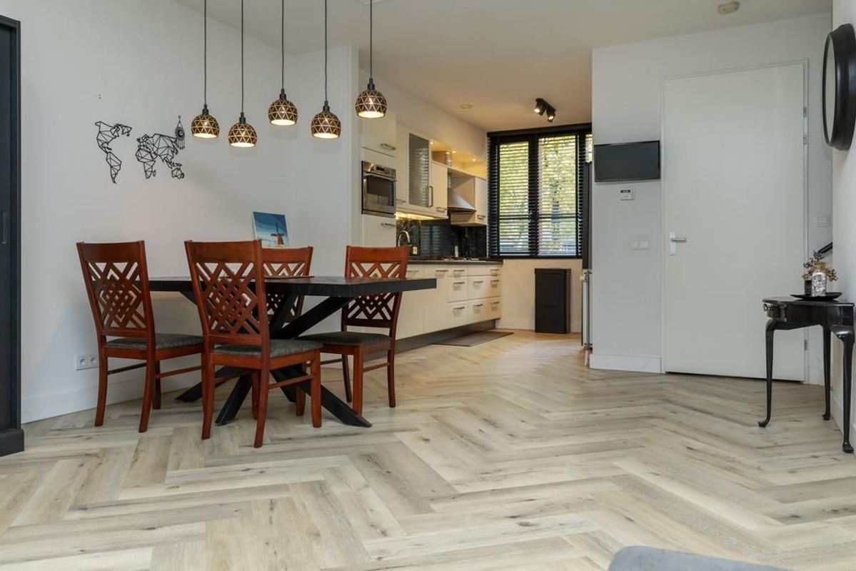 Volmolenplein 6 - A Photo Blur 5