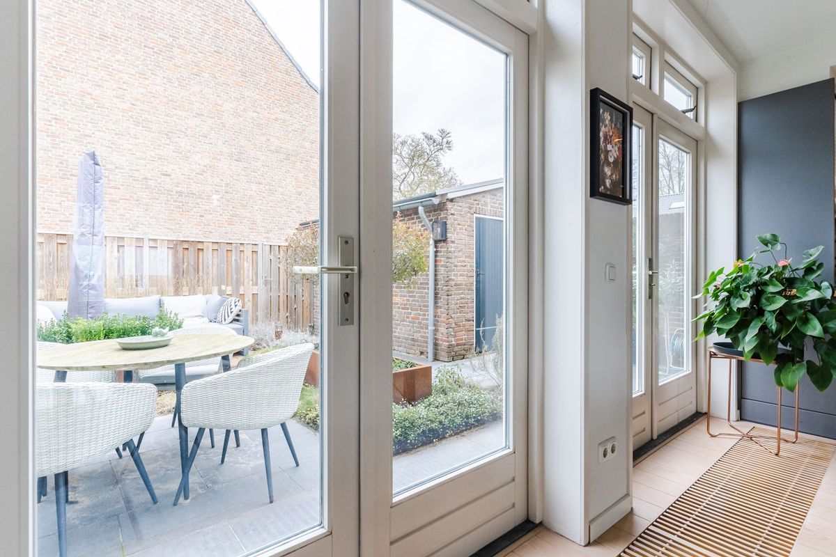 Groesstraat 12 Photo Blur 11