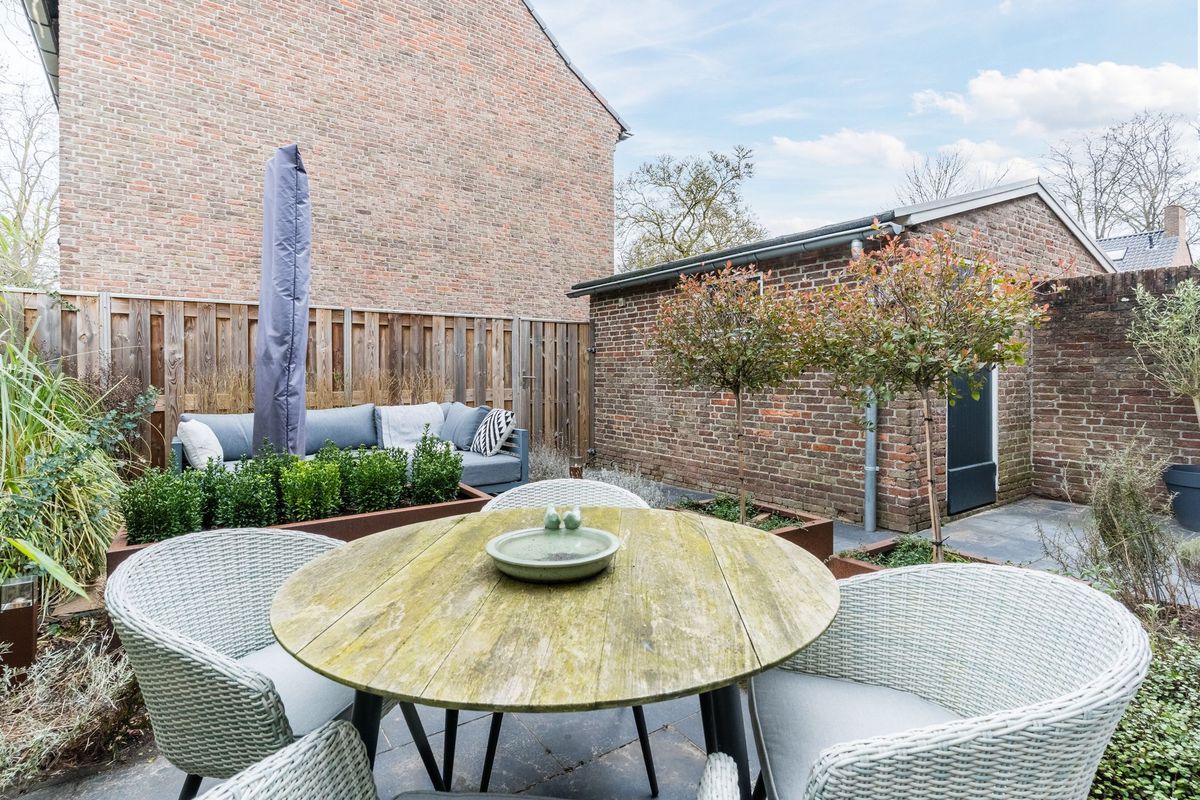 Groesstraat 12 Photo Blur 44