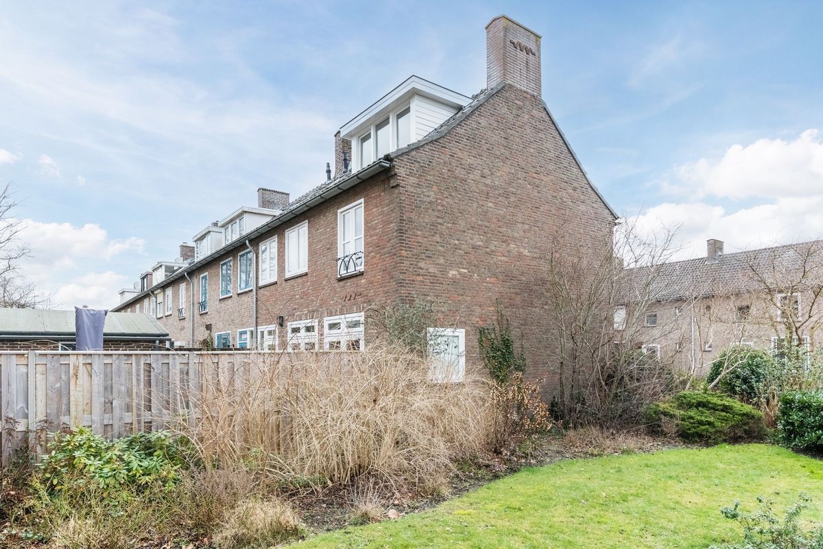 Groesstraat 12 Photo Blur 50