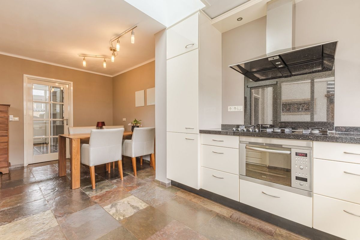 Jan van Amstelstraat 22 Photo Blur 12