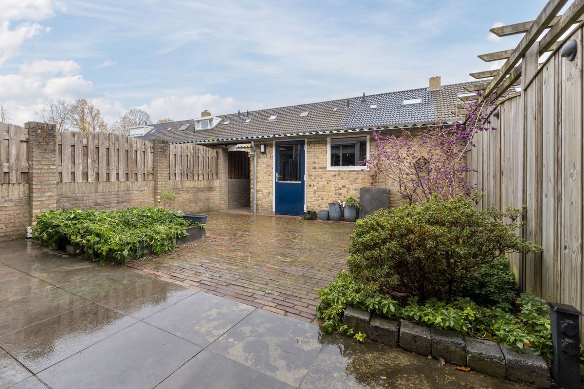 Jan van Amstelstraat 22 Photo Blur 34