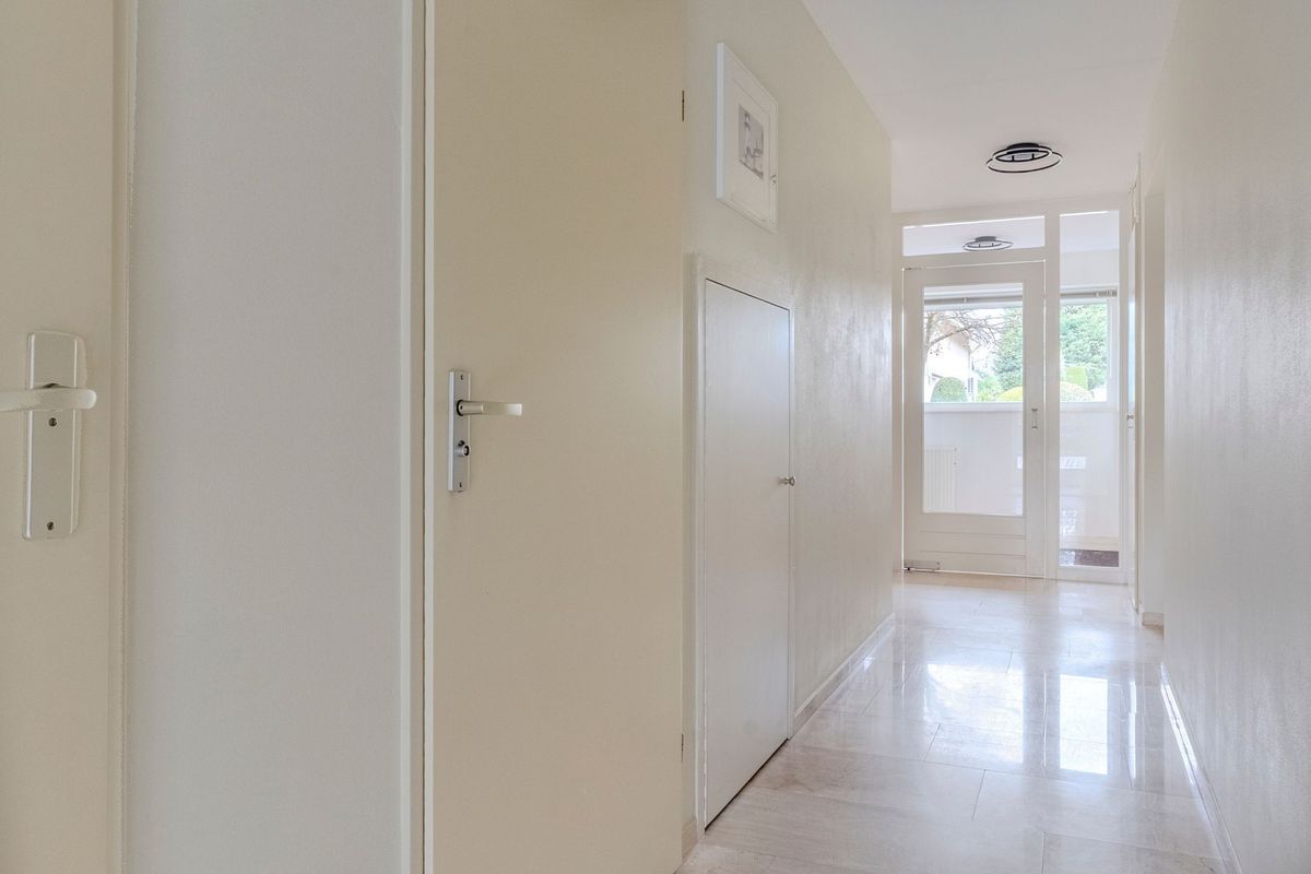 Nimrodel 22 Photo Blur 25