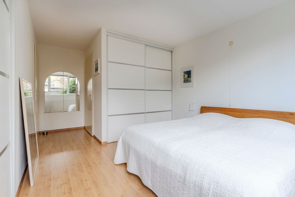 Nimrodel 22 Photo Blur 28