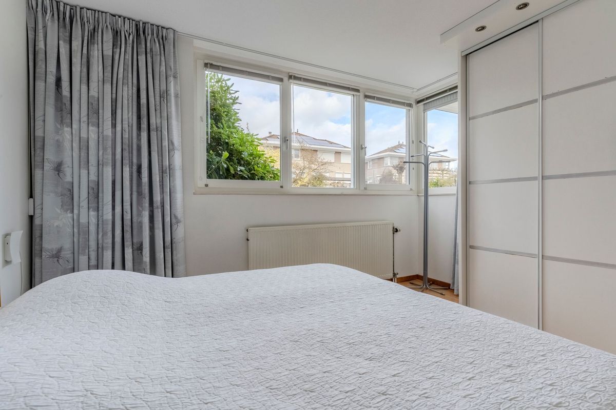 Nimrodel 22 Photo Blur 29