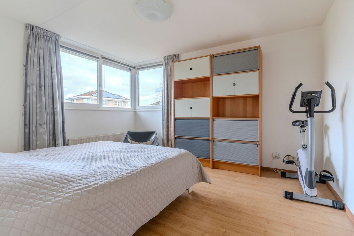 Nimrodel 22 Photo Blur 42