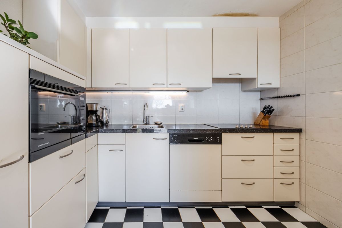 Tuinstraat 9 - K Photo Blur 3