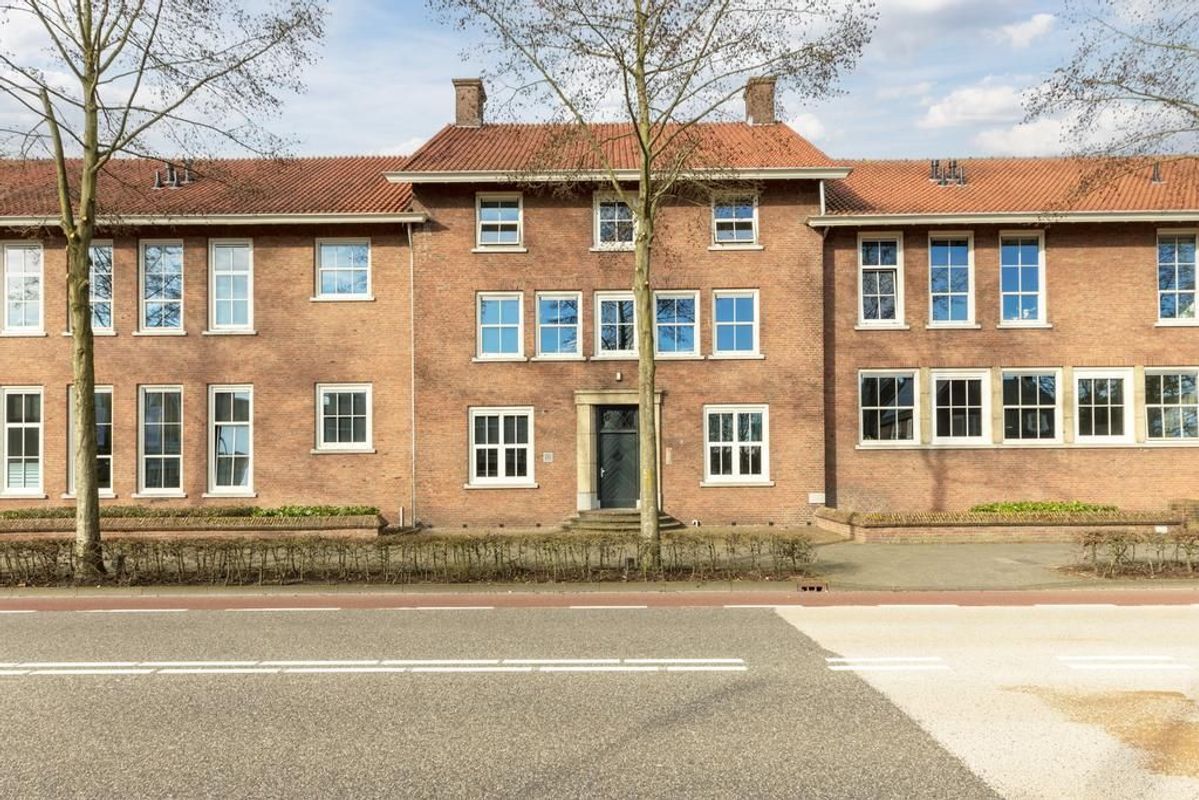 Wilhelminastraat 10 - j Photo Blur 23