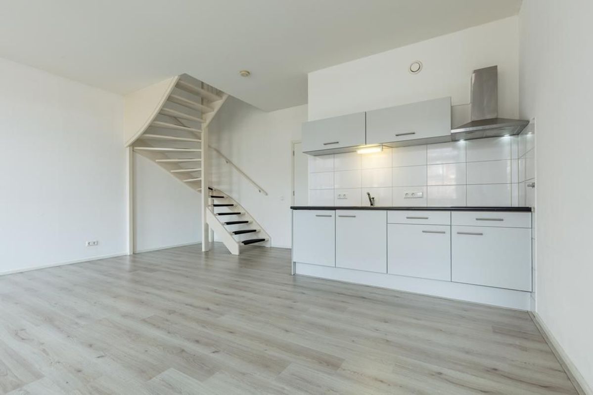 Wilhelminastraat 10 - j Photo Blur 4