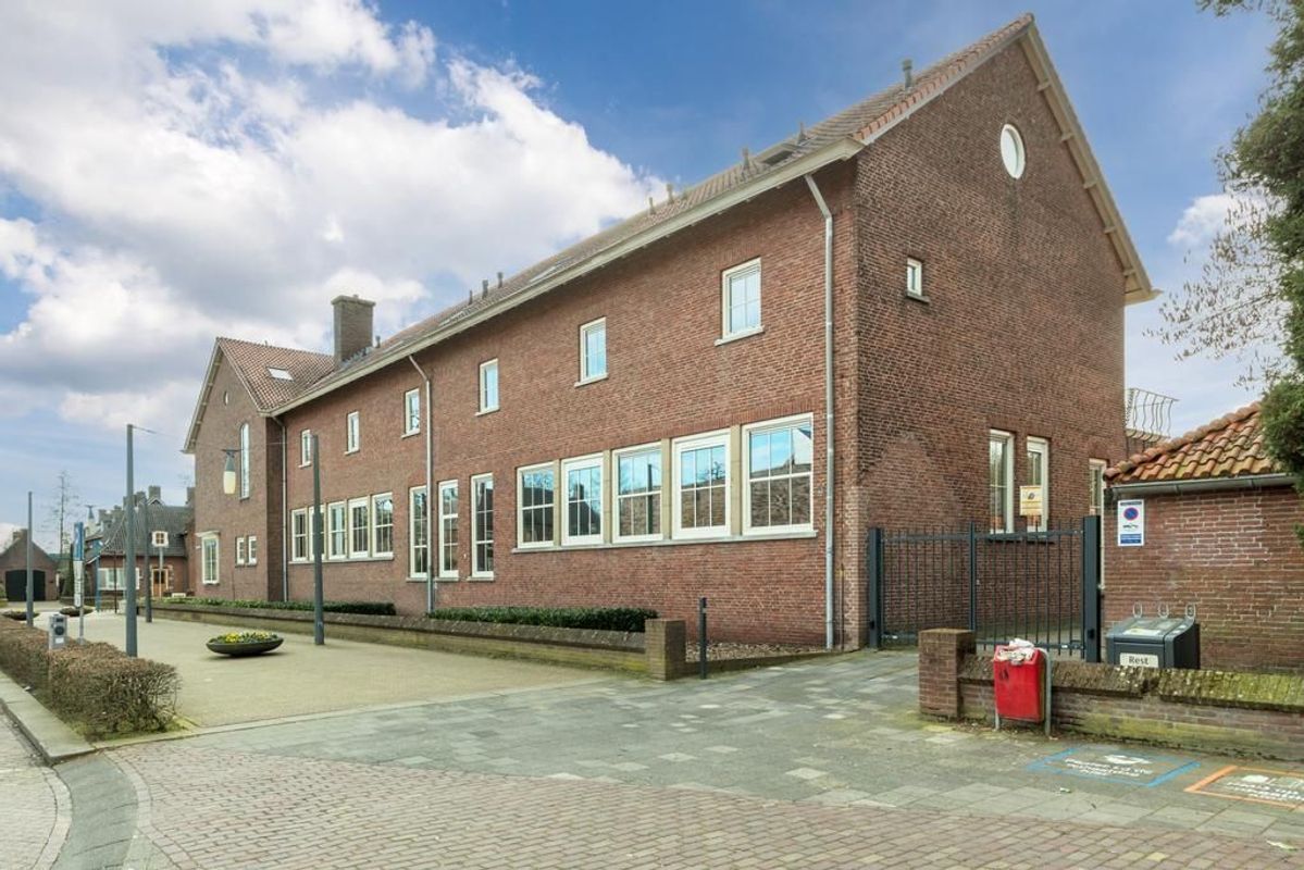 Wilhelminastraat 10 - j Photo Blur 24