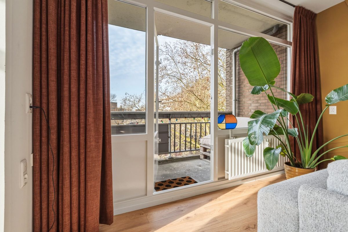 Adriaan van Bergenstraat 100 Photo Blur 11