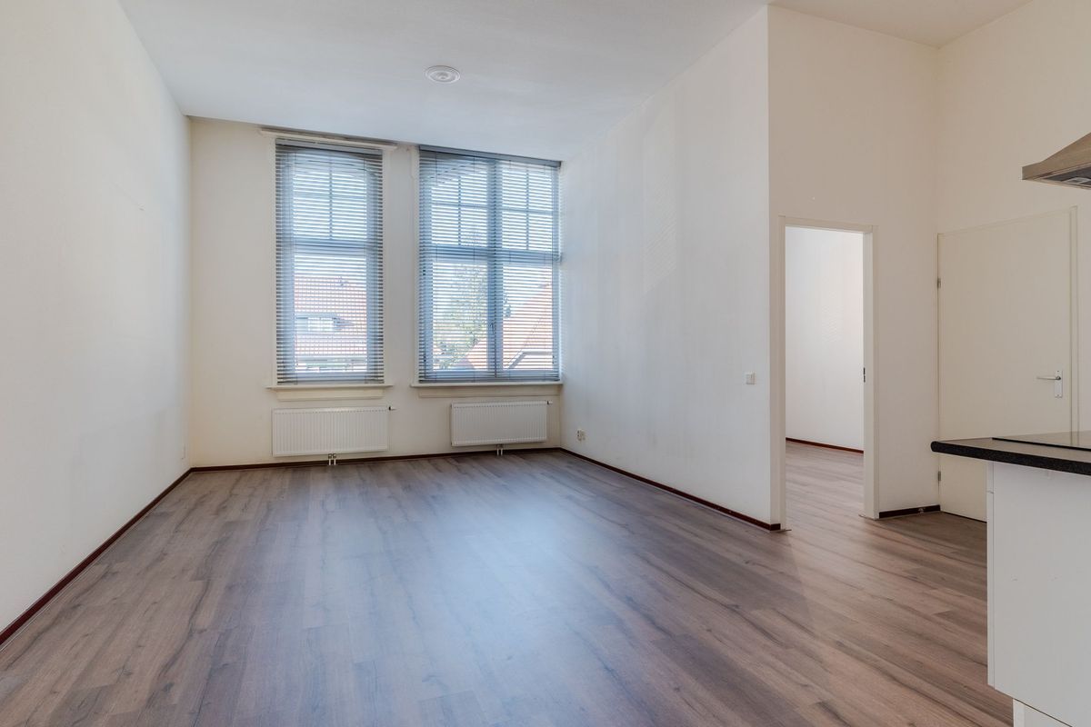 Mr. van Coothstraat 55 - 17 Photo Blur 1