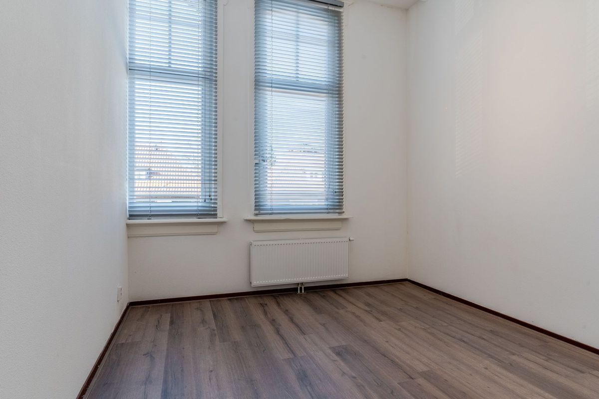 Mr. van Coothstraat 55 - 17 Photo Blur 7