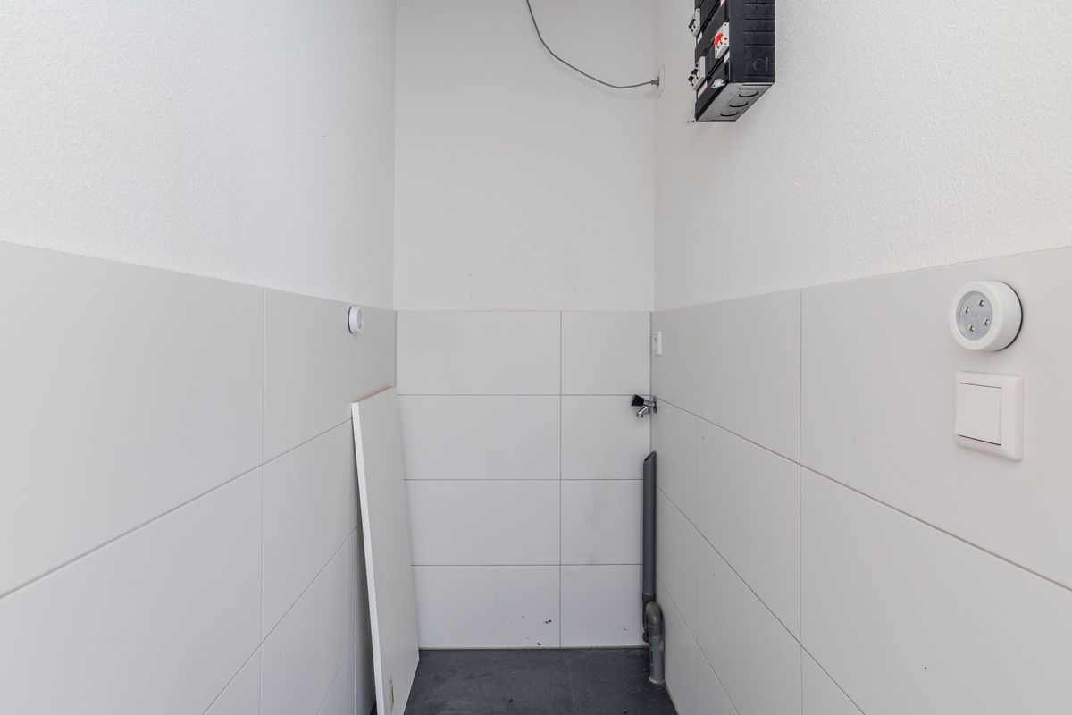 Mr. van Coothstraat 55 - 17 Photo Blur 11