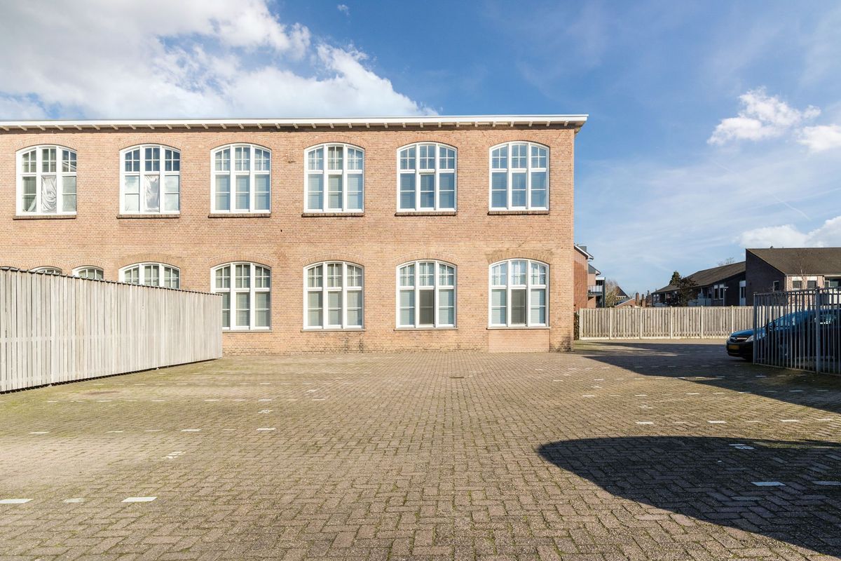 Mr. van Coothstraat 55 - 17 Photo Blur 15