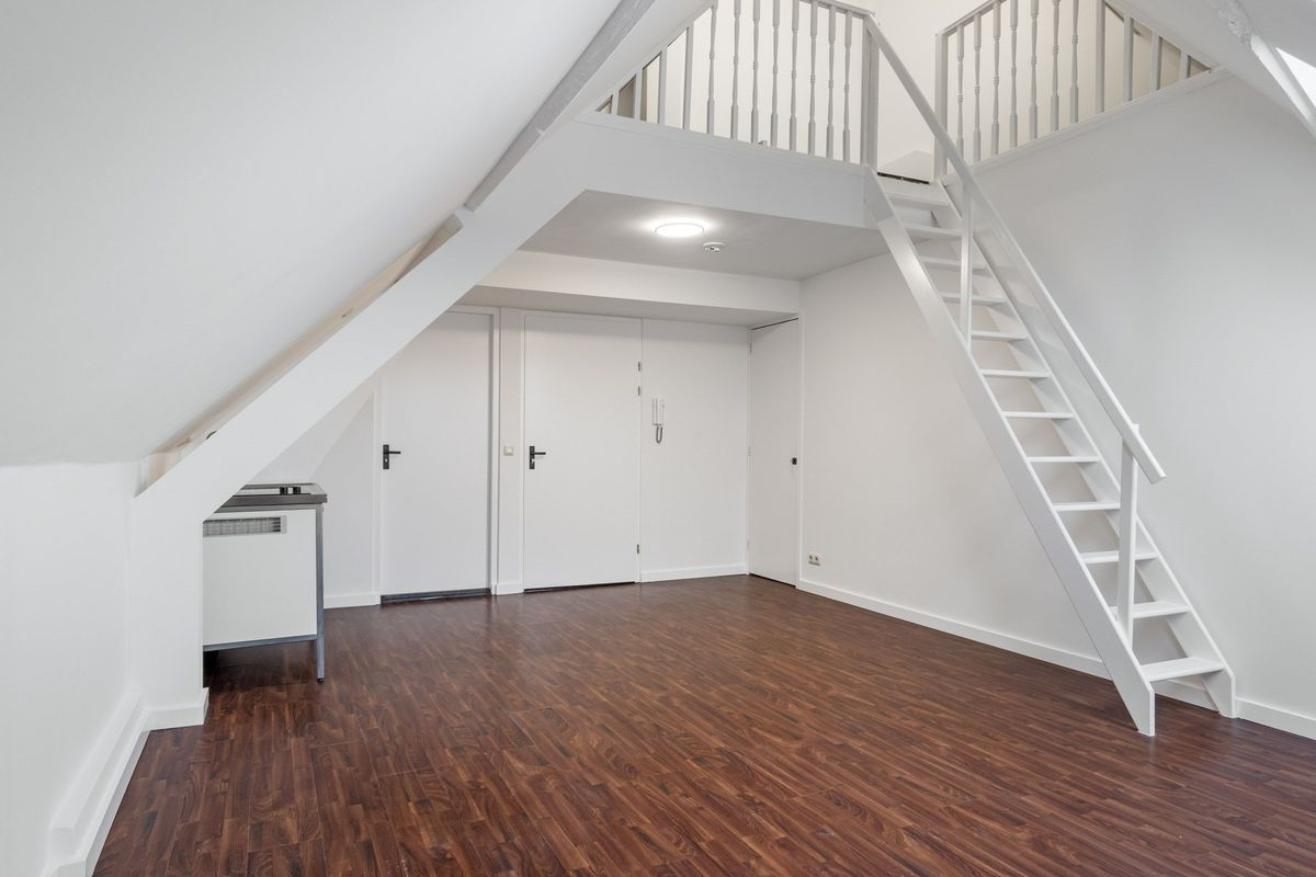 Nieuwe Haagdijk 69 - C1 Photo Blur 1