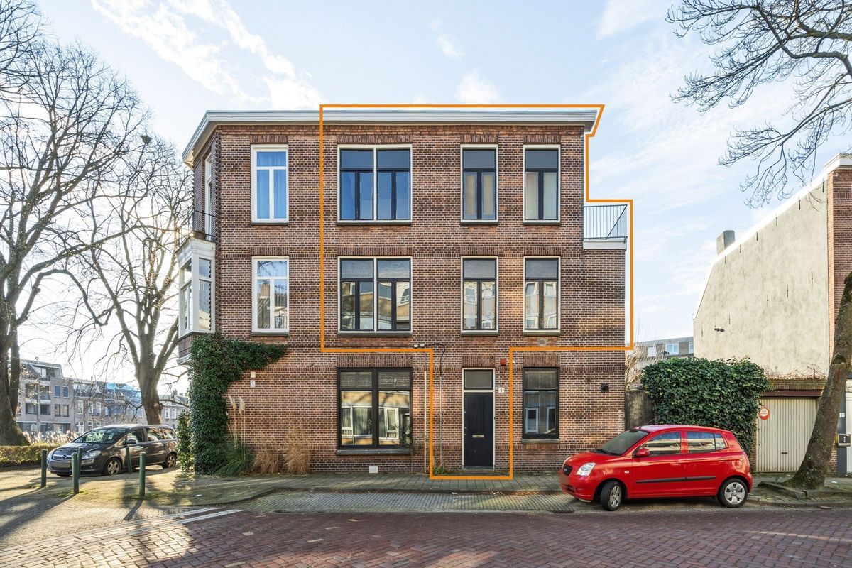 Balfortstraat 1 - A Photo Blur 4