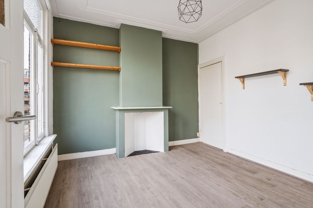 Balfortstraat 1 - A Photo Blur 8