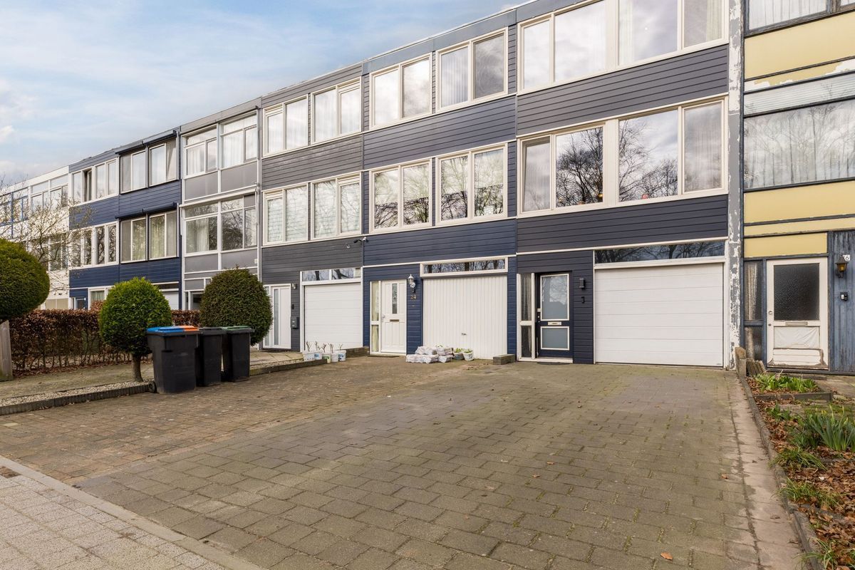 Van Hogendorpplein 25 Photo Blur 25