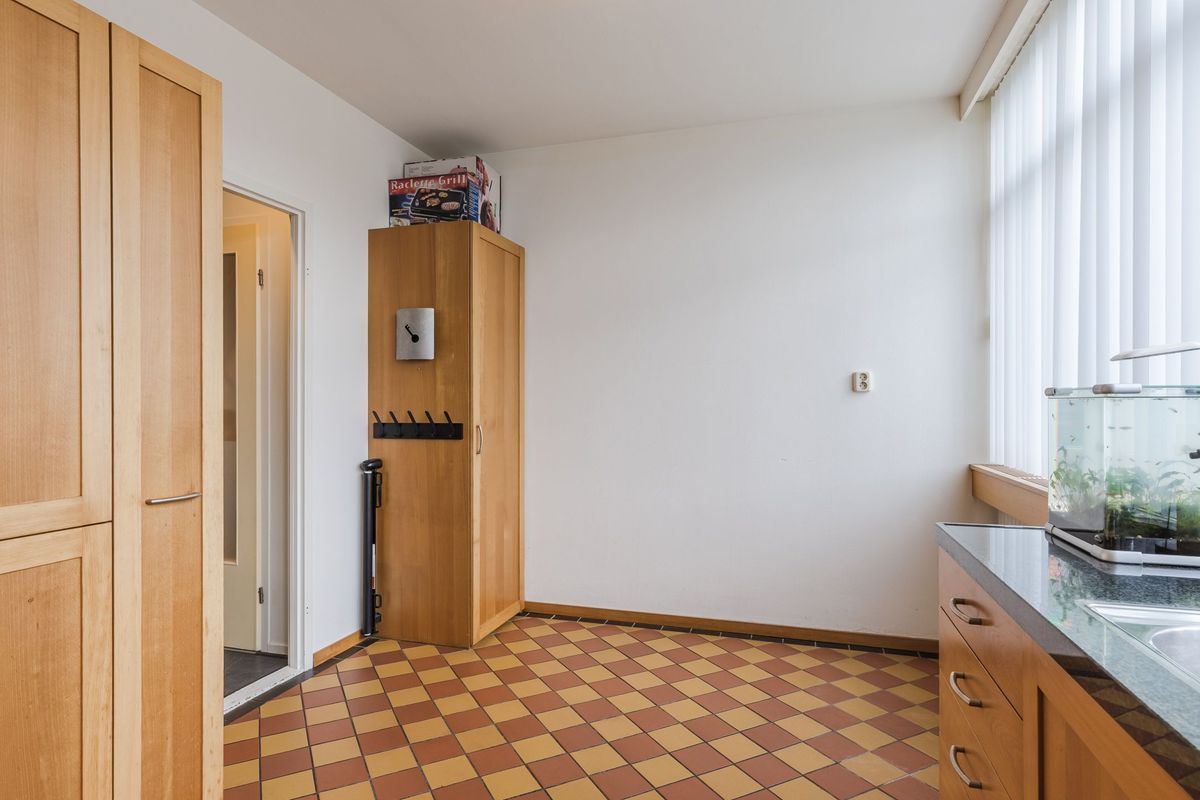 Van Hogendorpplein 25 Photo Blur 8