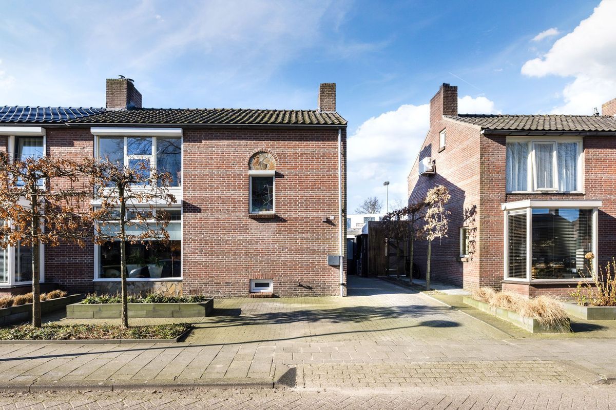 Marijkestraat 11 Photo Blur 34