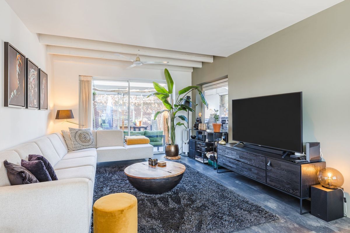 Marijkestraat 11 Photo Blur 3