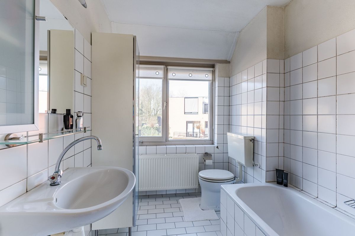 Pastoor van de Boschstraat 1 Photo Blur 24