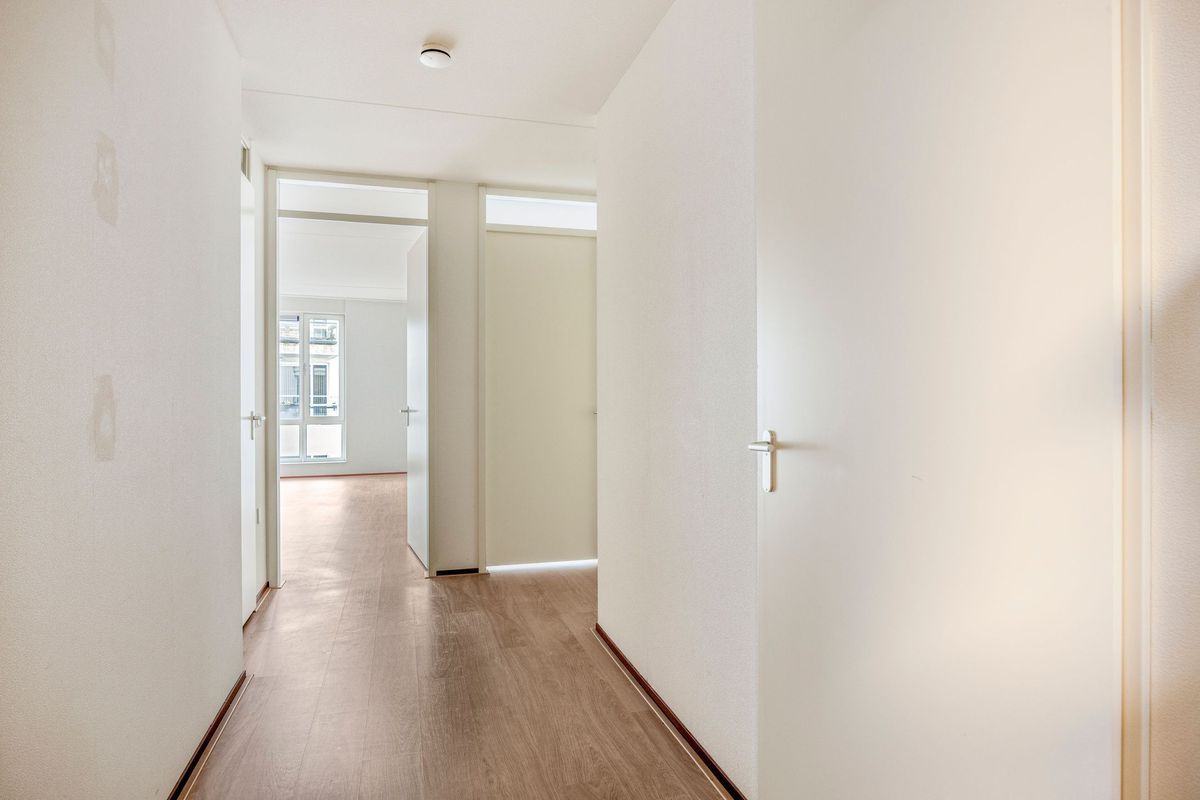 Piusplein 28 - 25 Photo Blur 14