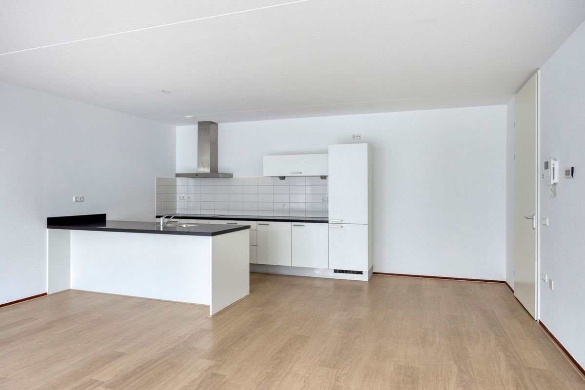 Piusplein 28 - 25 Photo Blur 3