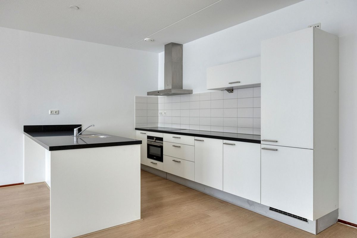 Piusplein 28 - 25 Photo Blur 4