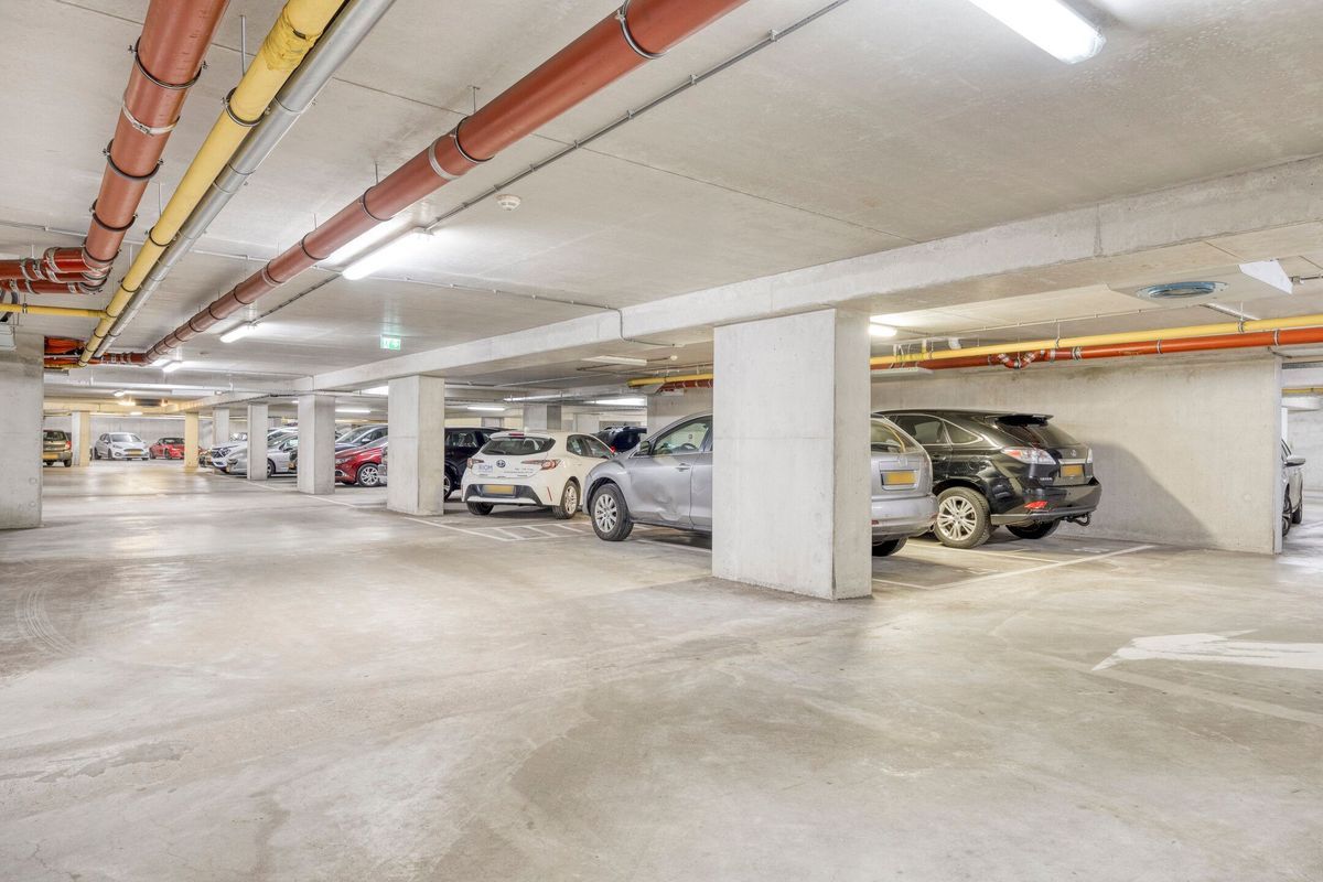 Piusplein 28 - 25 Photo Blur 28